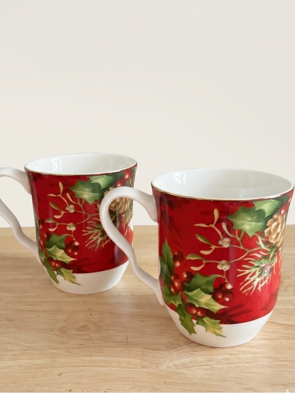 222 Fifth Poinsettia Holly Holiday Dining Mugs 12oz Fine Porcelain Ruffle Handle